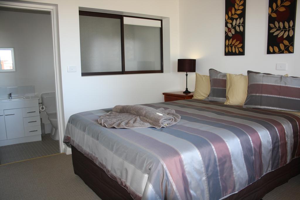 East Devonport Bay View Holiday Village מראה חיצוני תמונה